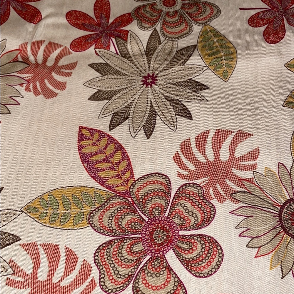 Croft & Barrow Floral A-Line Skirt - Beige and Red. Size 18.  Side zipper. - Picture 3 of 7